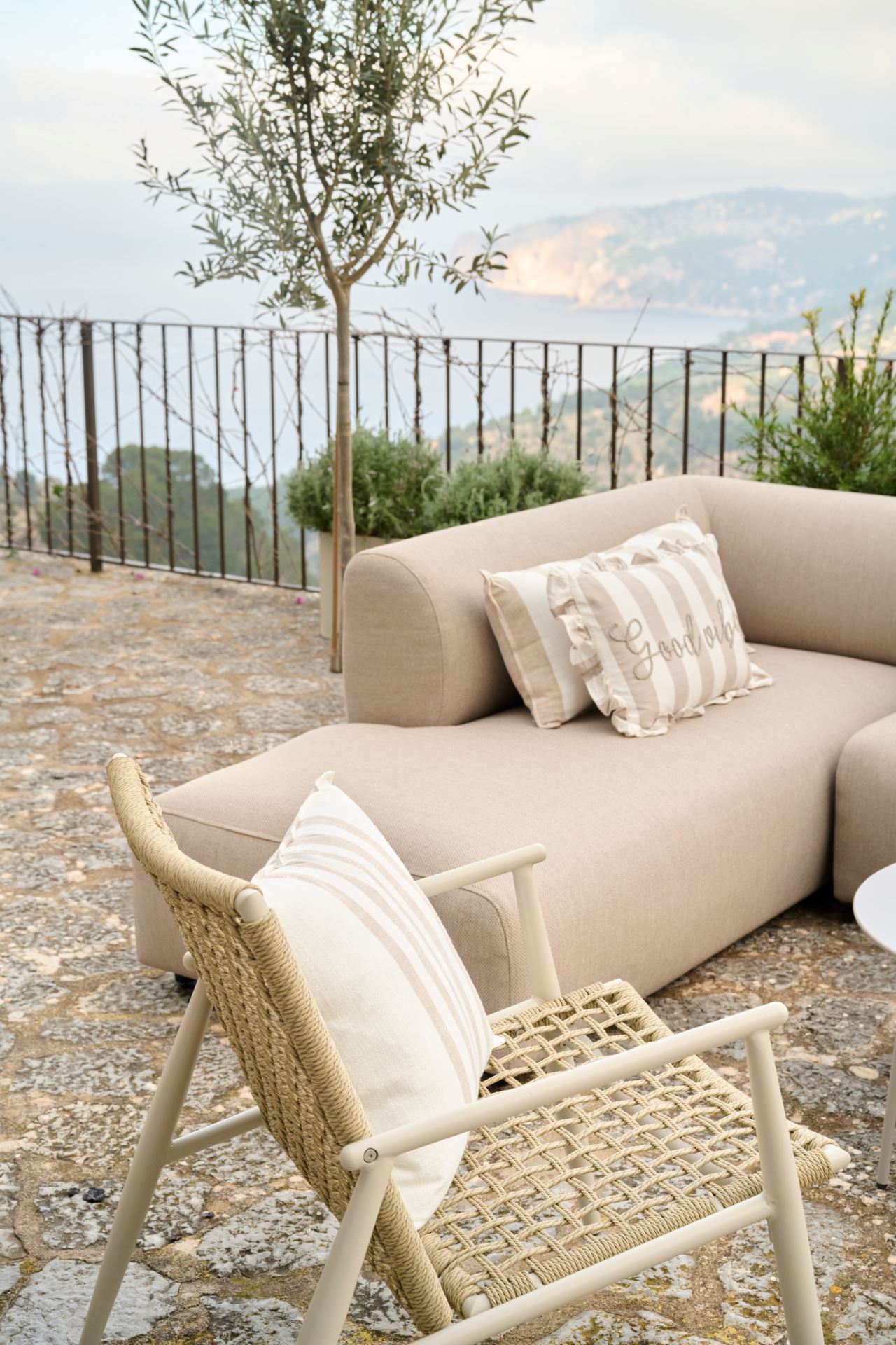 Prydnadskudde beige - 4