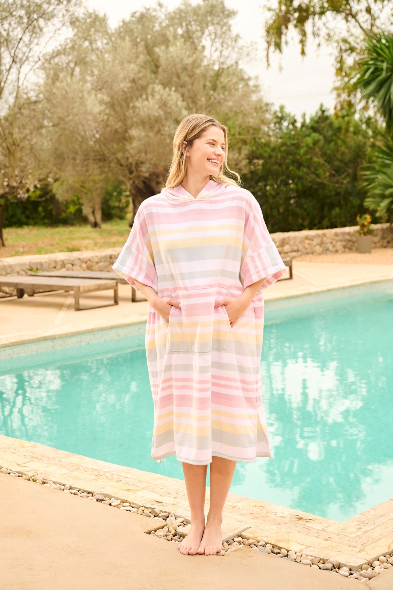 Poncho multi/rosa - 2