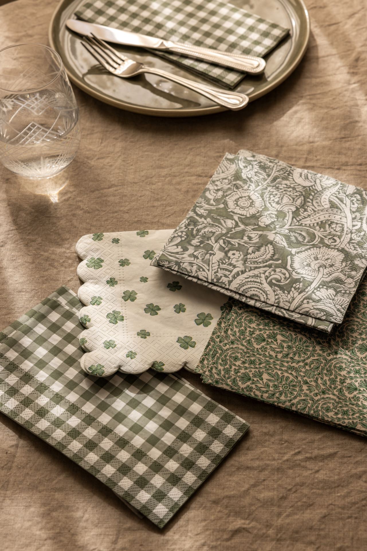 Pappersservetter multi - 2