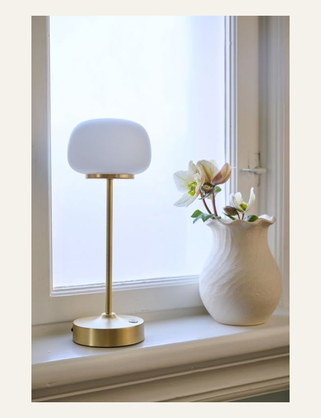 Batteridriven lampa mässing - 2