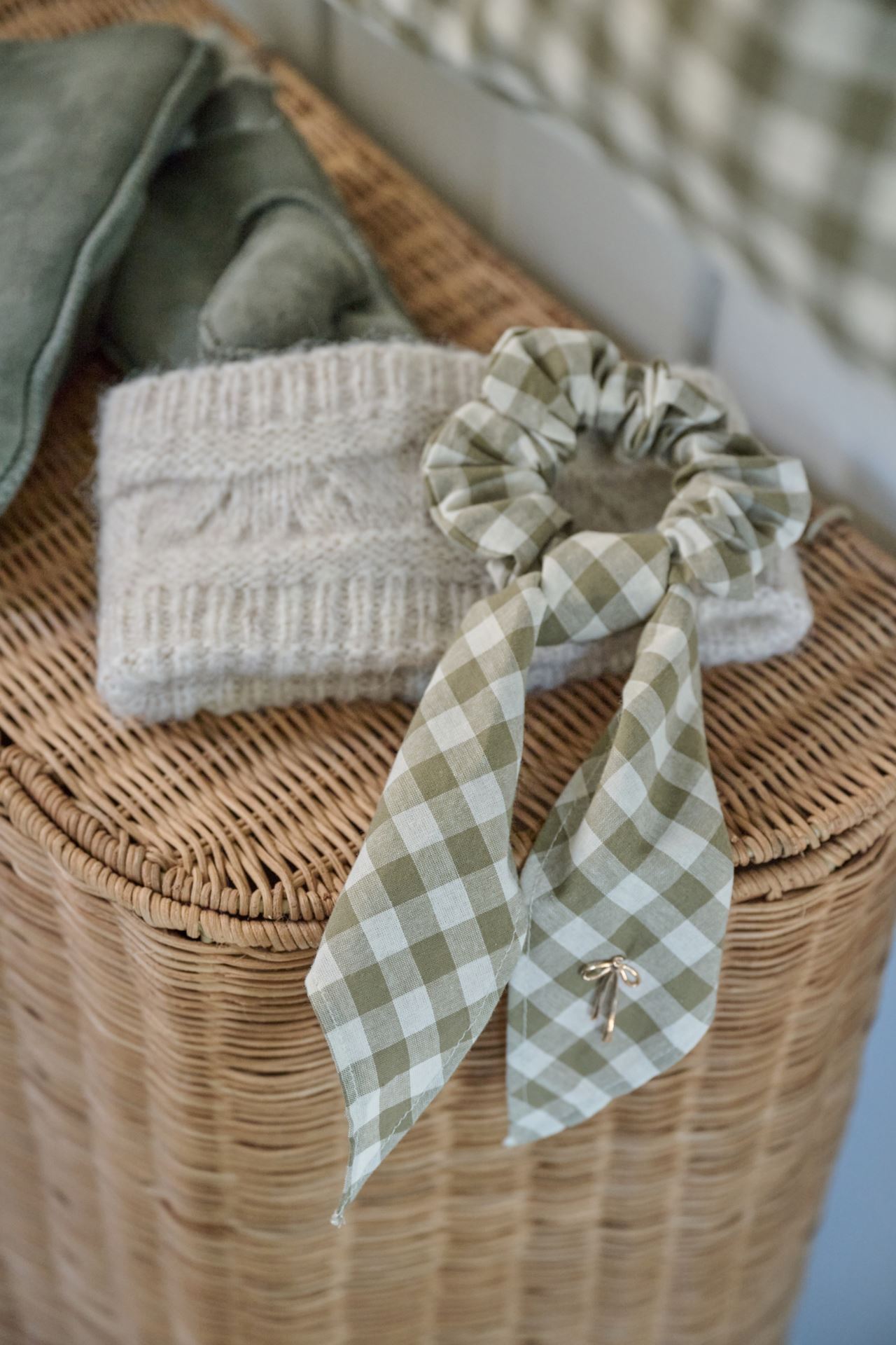 Hårsnodd olivgrön - 2