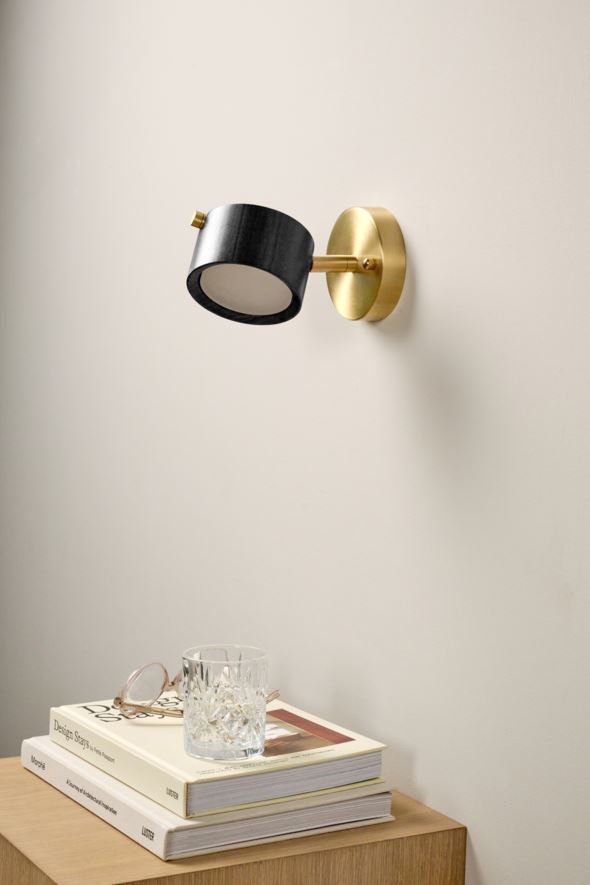 Vägglampa svart - 2