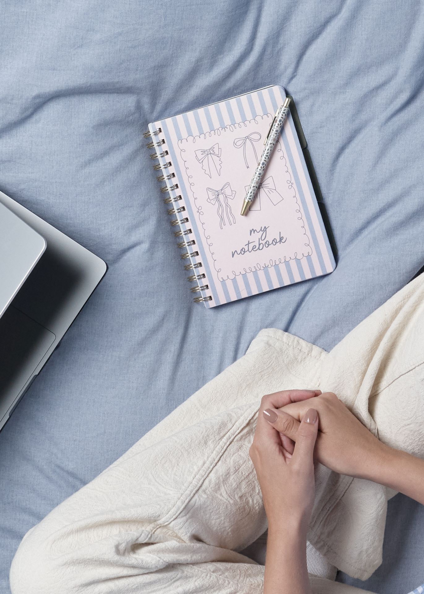 Anteckningsbok a5 ljusblå - 2