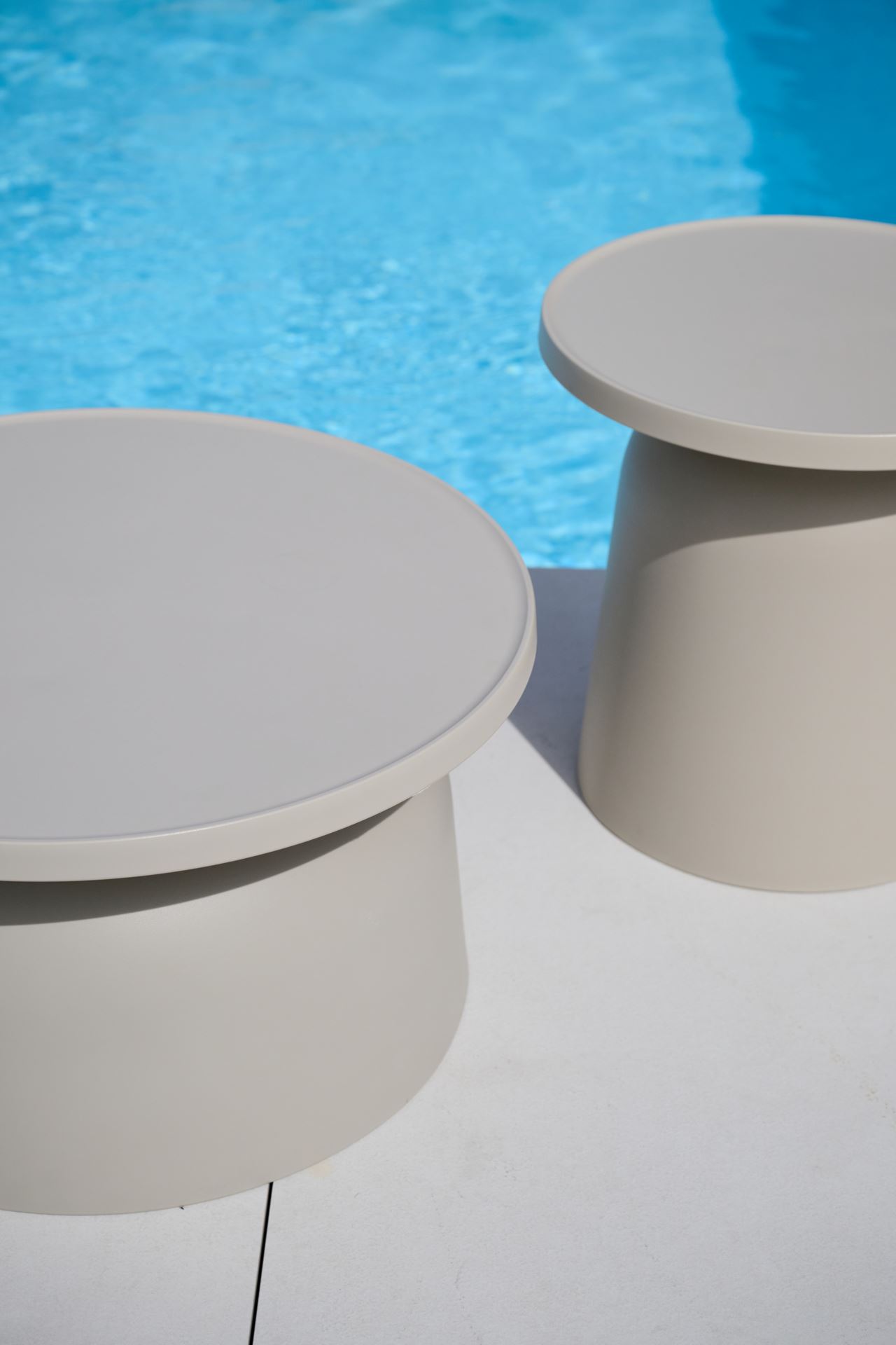 Trädgårdsbord sand - 5