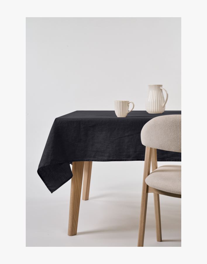 Linneduk svart - 140x250 cm svart - 1