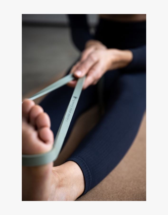 Gummiband ljusblå - 1,3x104 cm ljusblå - 1